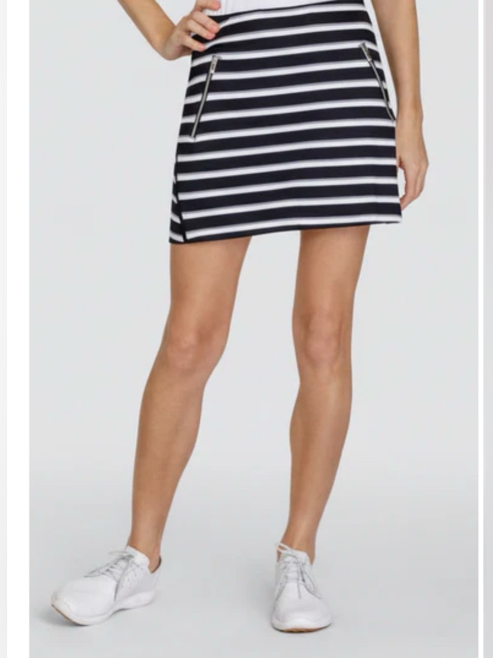 Tail Golf New Tail Ladies Golf Cindel 16" Skort - Magnetic Stripe Size Small